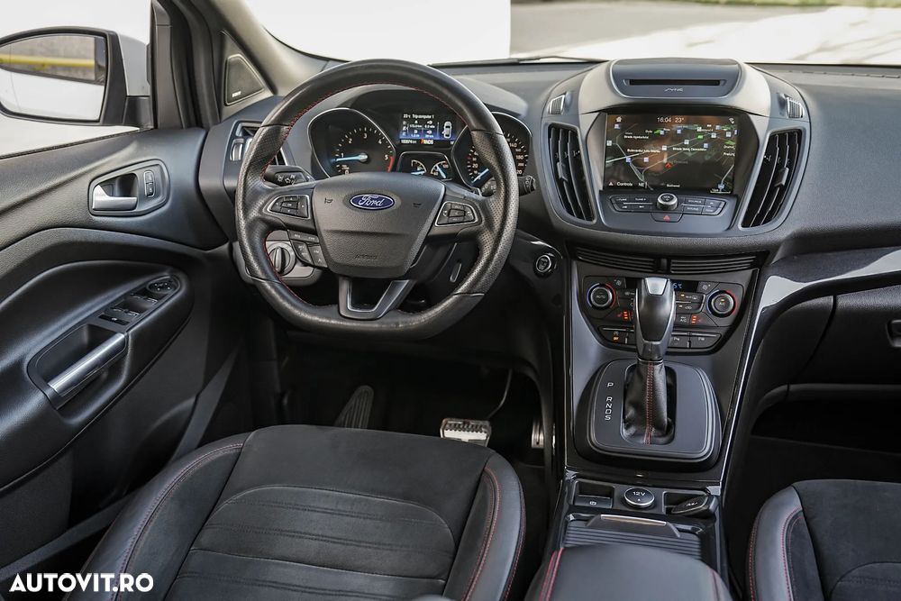 Ford Kuga 2.0 TDCi 4x4 Aut. ST-Line - 16
