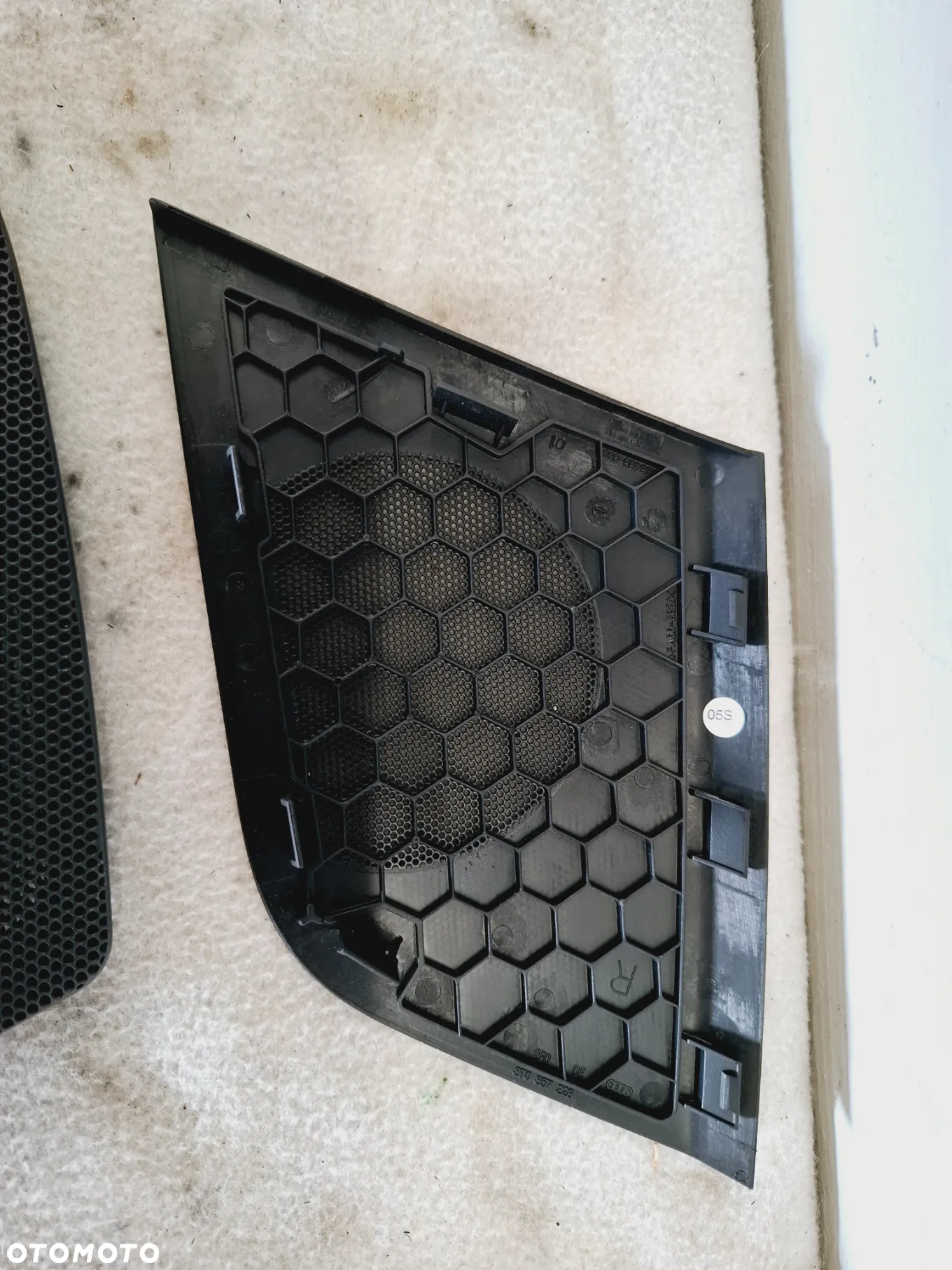 Maskownica Osłona Głośnika Boczka Lewa/Prawa Przód/Tył Czarna Audi A4 B8 - 3