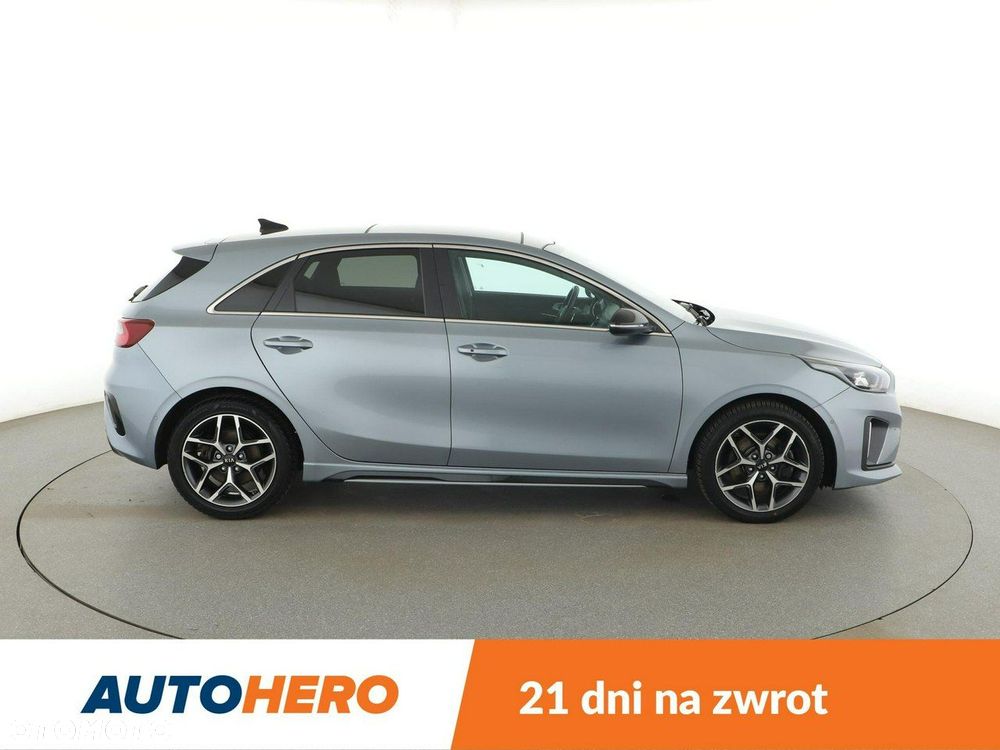 Kia Ceed 1.6 CRDi DCT GT Line - 10
