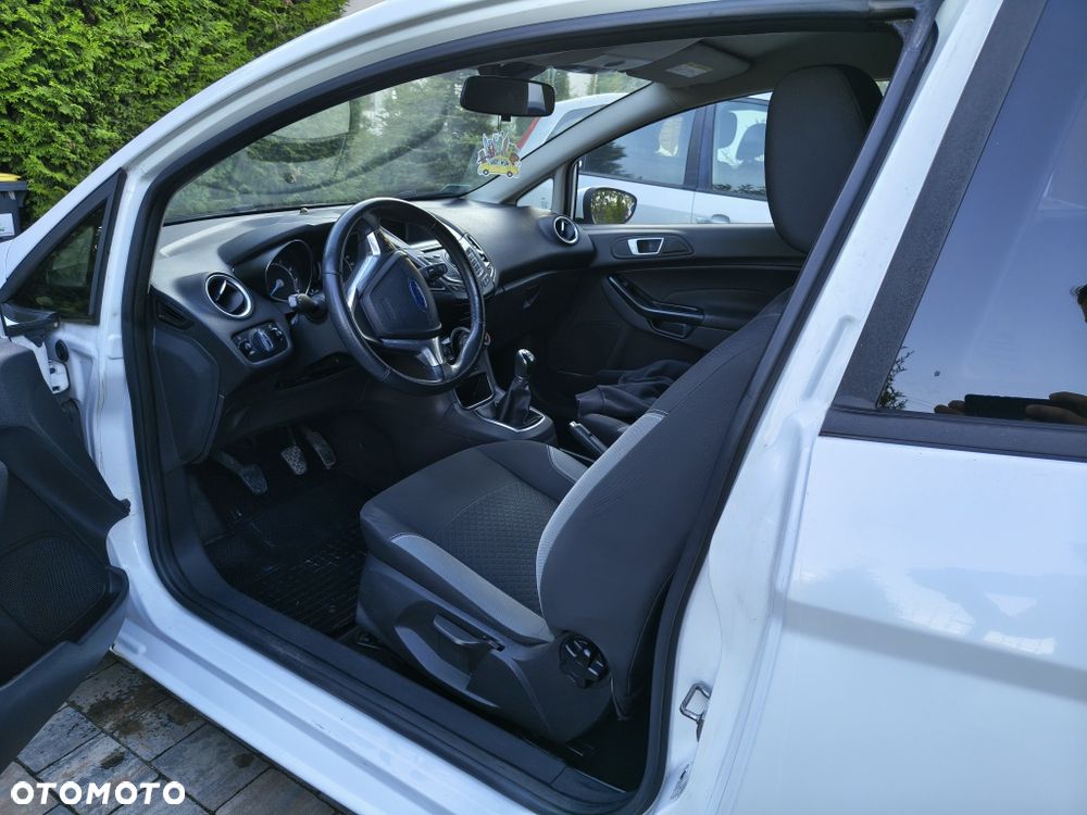Ford Fiesta - 7