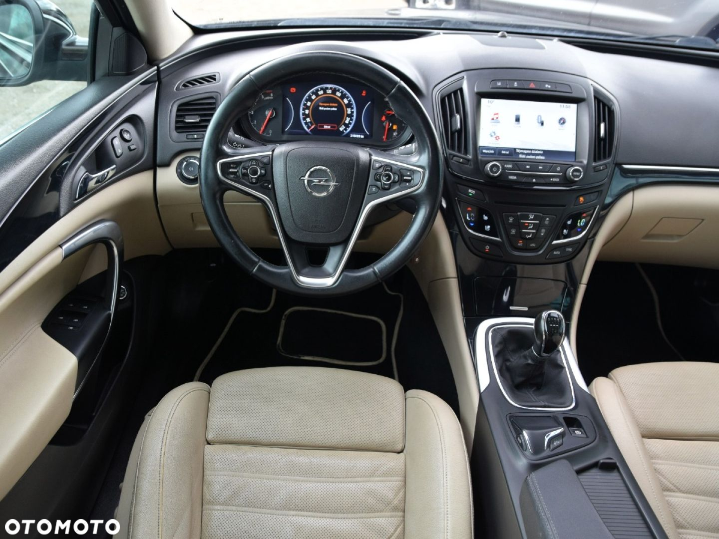 Opel Insignia - 24