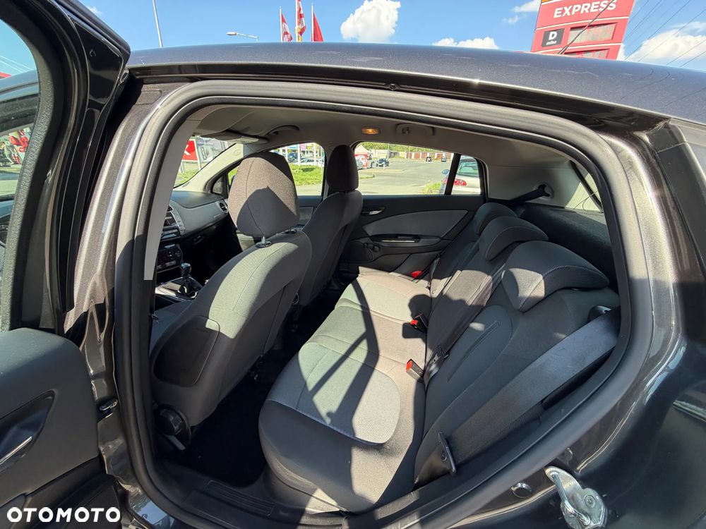 Fiat Bravo 1.4 T-JET 16V Dynamic - 20