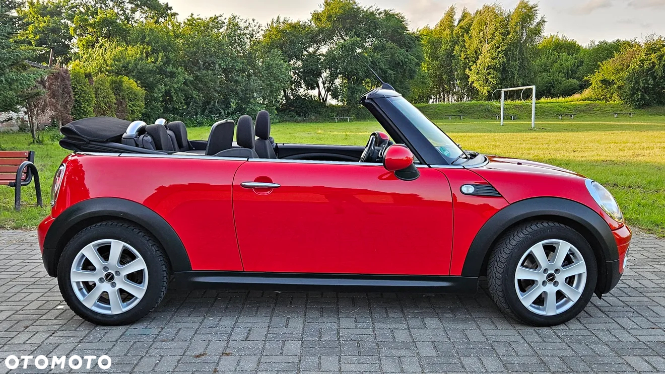 MINI Cooper Cabrio - 16