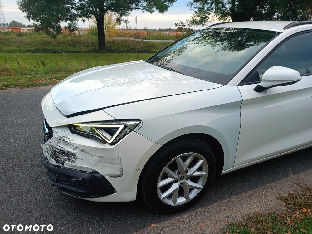 Seat Leon Sportstourer 2.0 TDI DSG Xcellence - 4