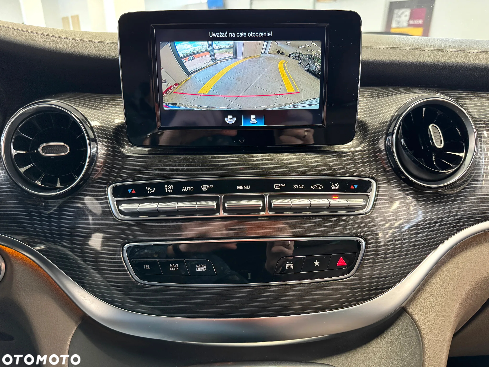 Mercedes-Benz Klasa V 300 d Avantgarde 9G-Tronic (d³ugi) - 18