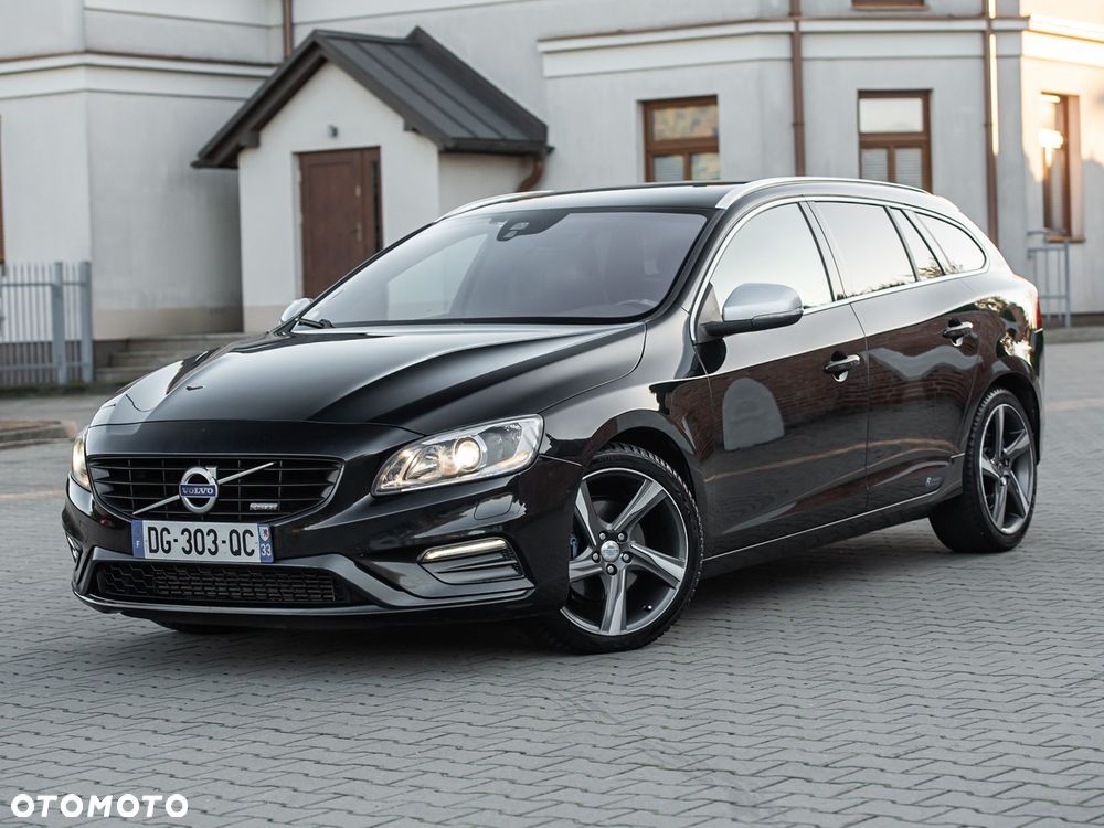 Volvo V60 2015 photo 2