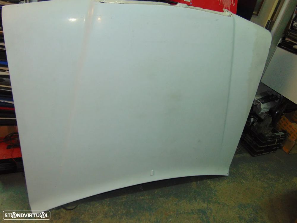 Mercedes W201/190 Capot - 1