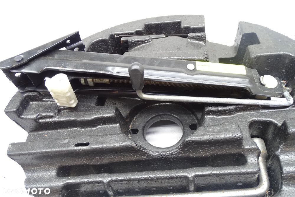 Mercedes ML W164 Lewarek Wkład Bagażnika Klucze 1645800018 - 2