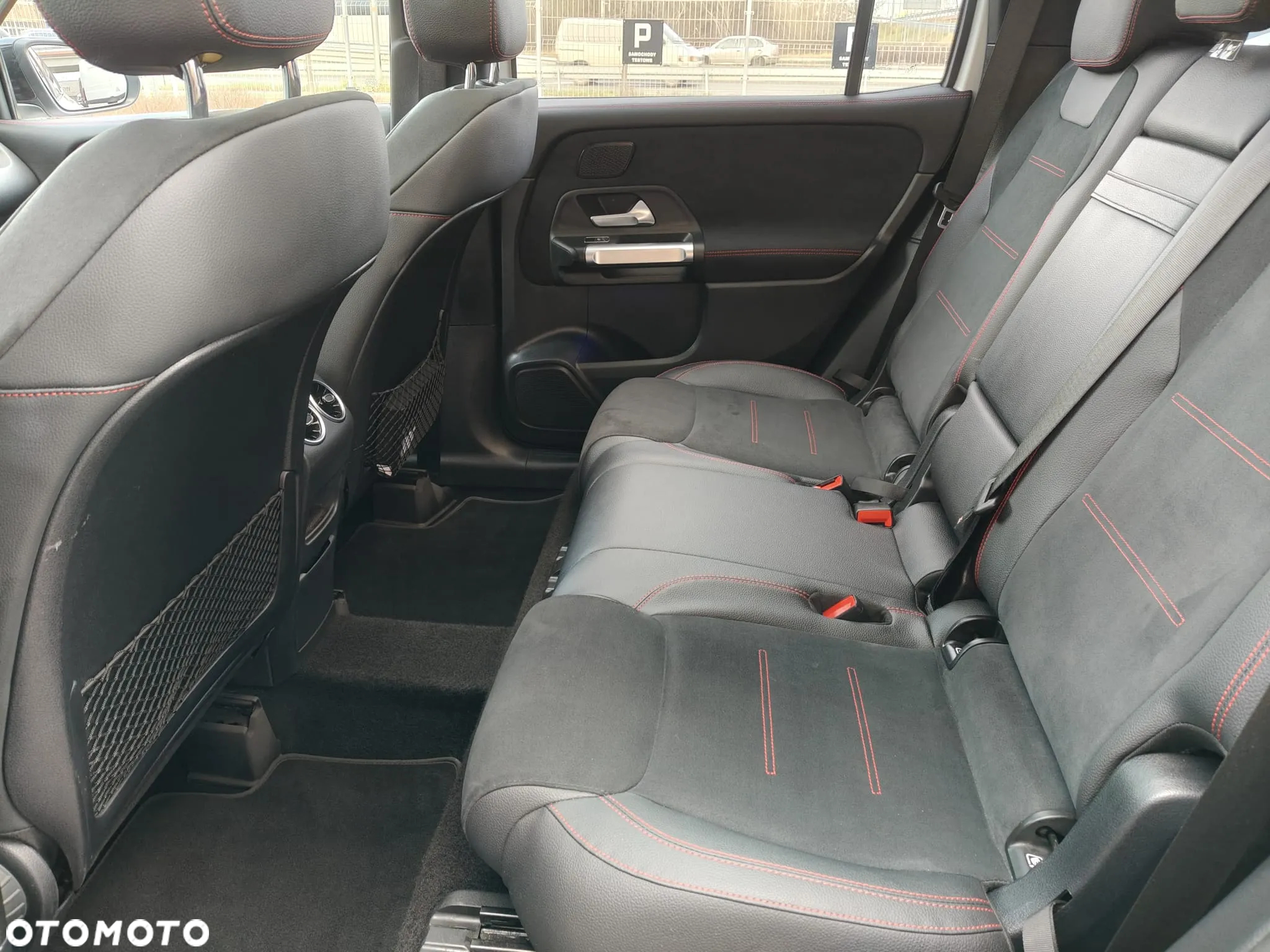 Mercedes-Benz GLB 200 d AMG Line 8G-DCT - 16