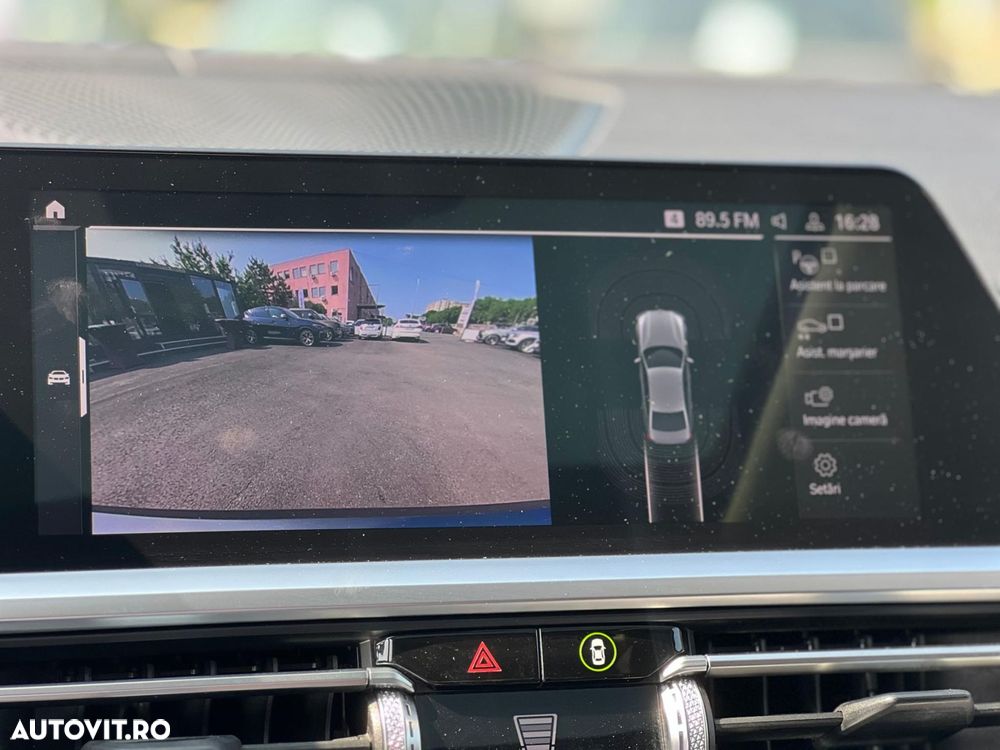 BMW Seria 3 320d xDrive AT MHEV - 24