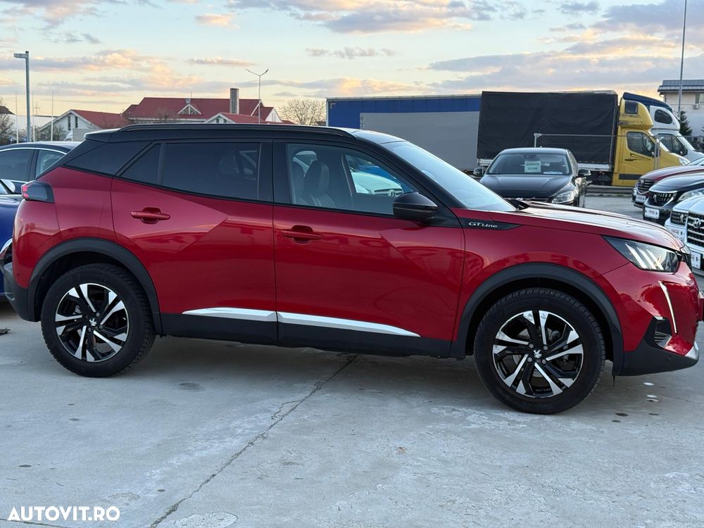 Peugeot 2008 1.2 L PureTech STT EAT8 GT Line - 33