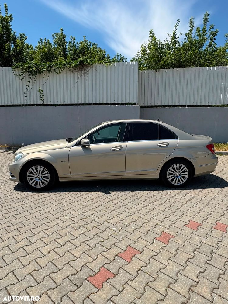 Mercedes-Benz C 250 CGI Automatik BlueEFFICIENCY Elegance - 7