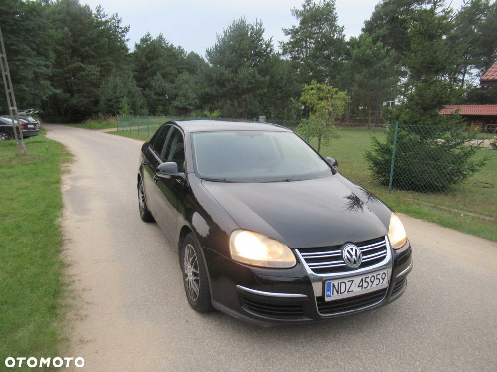 Volkswagen Jetta - 6