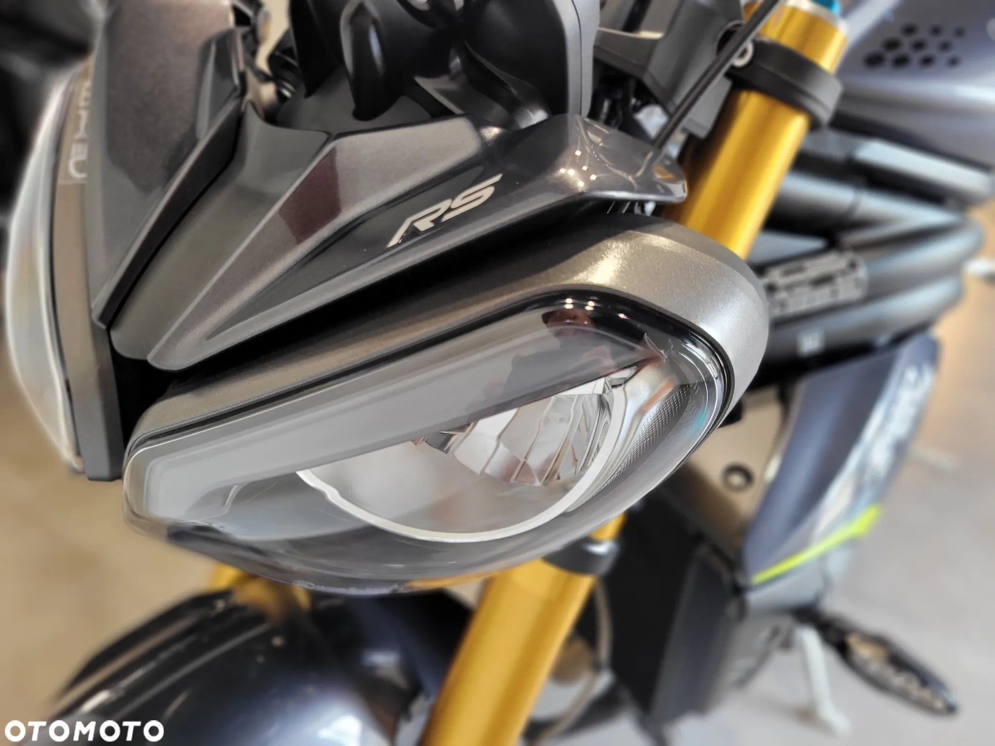 Triumph Speed Triple - 18