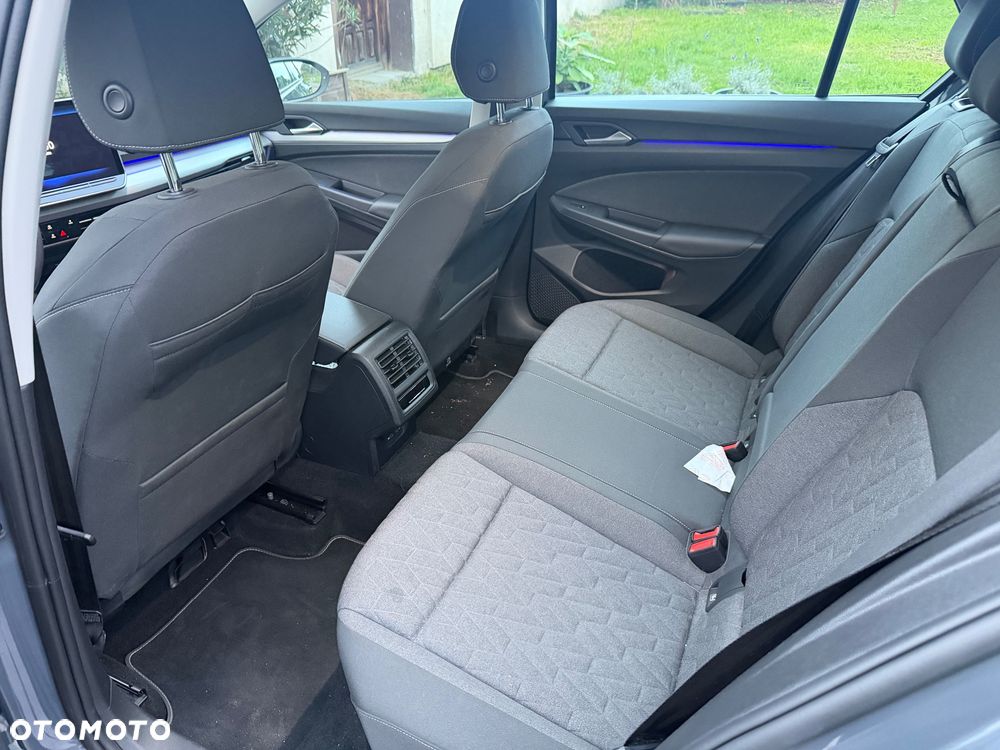 Volkswagen Golf 1.5 eTSI OPF DSG Style - 16