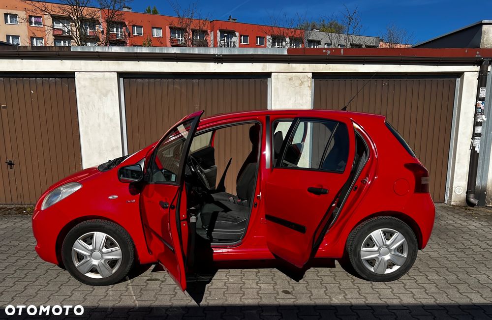 Toyota Yaris 1.4 D-4D Luna - 13