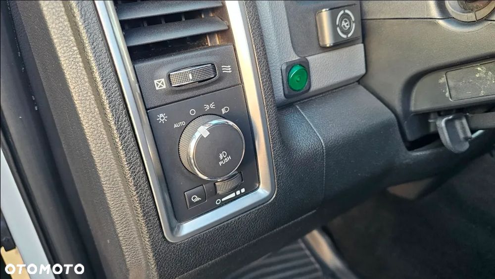 Dodge RAM - 29
