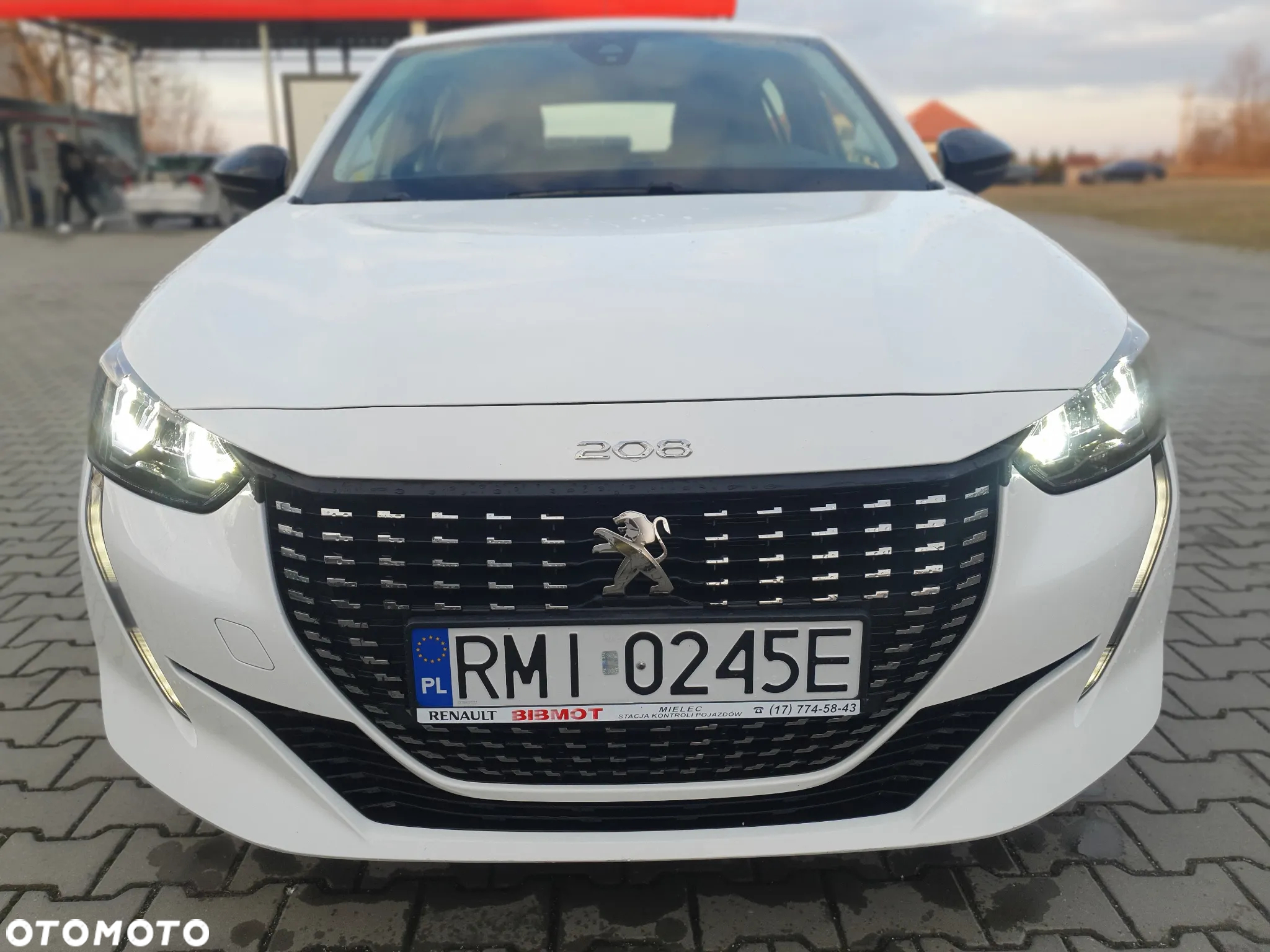 Peugeot 208 1.2 PureTech Like S&S - 15