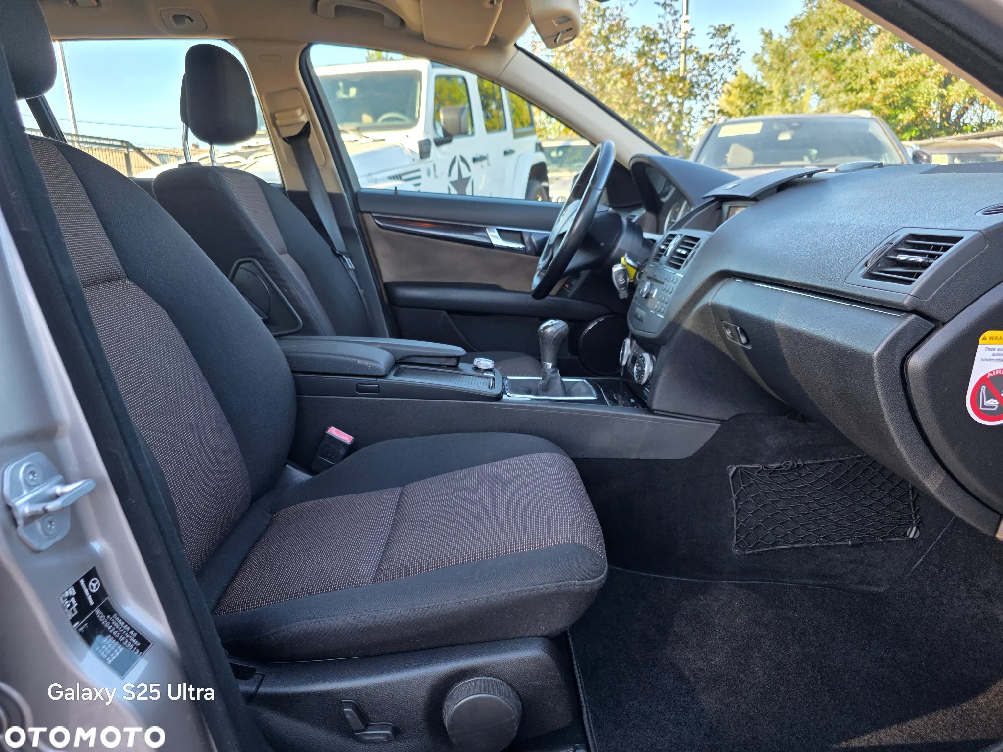 Mercedes-Benz Klasa C 180 T Kompressor BlueEFFICIENCY - 29