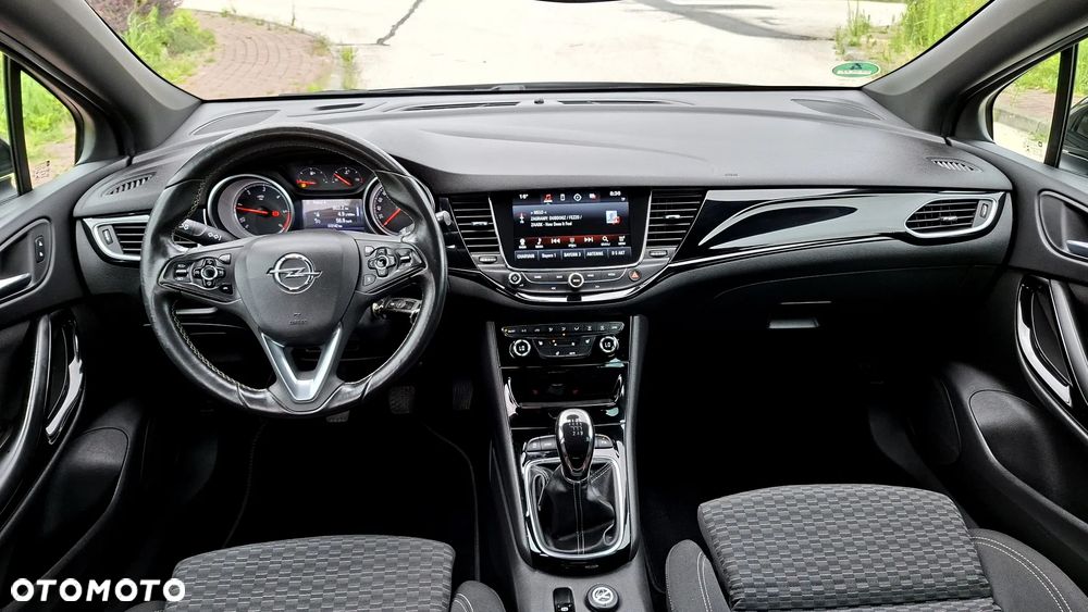 Opel Astra 1.6 D (CDTI) Start/Stop Business - 32