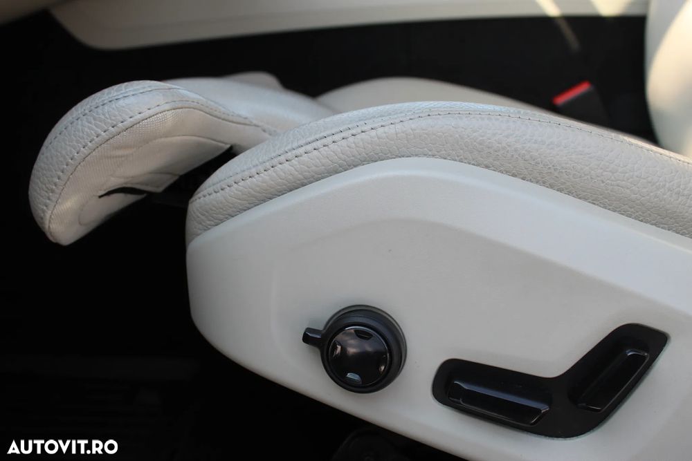 Volvo XC 60 T6 AWD Recharge Geartronic Inscription Expression - 20