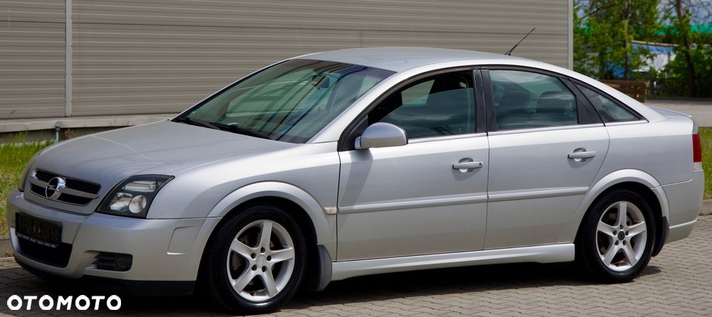 Opel Vectra 2.2 CDX - 7