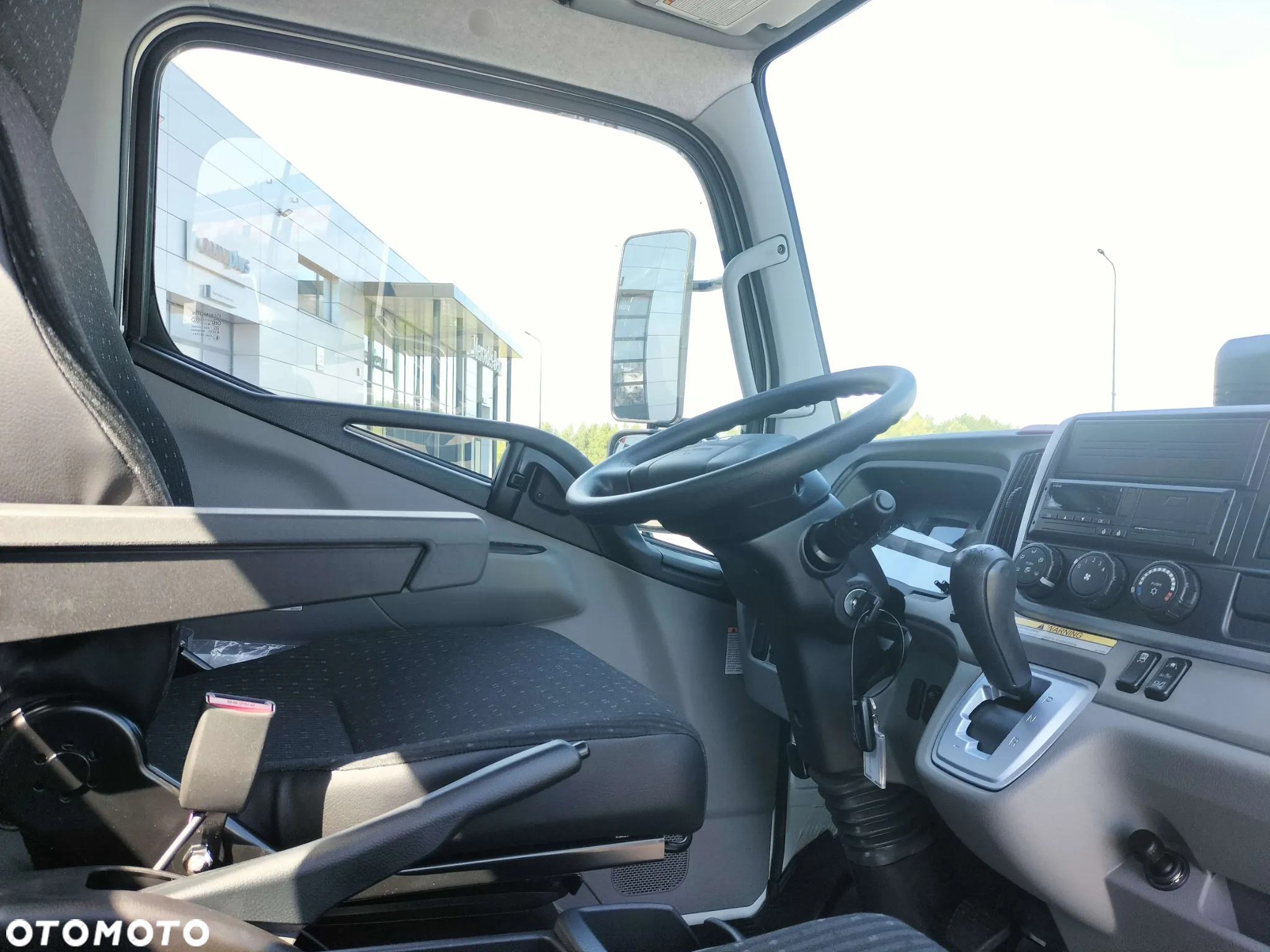 FUSO Canter 9C18 AMT - 14