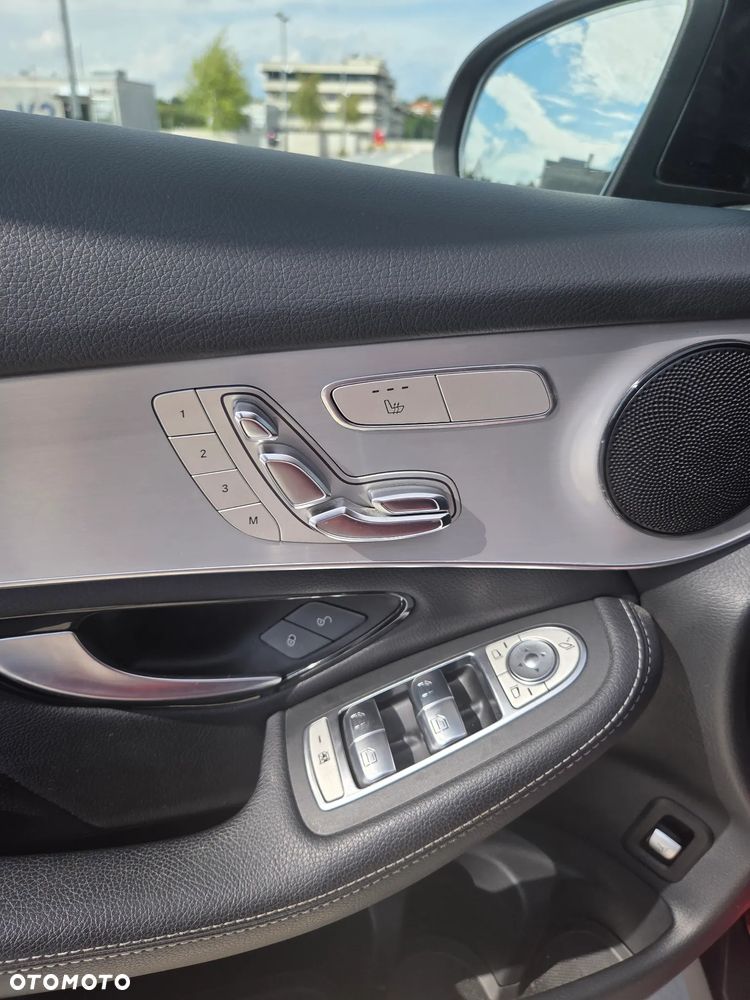 Mercedes-Benz GLC - 23