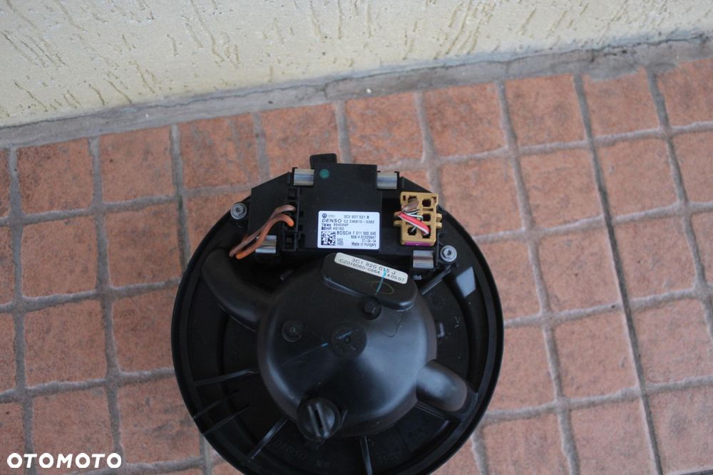 WENTYLATOR DMUCHAWA VW PASSAT B6 3C1820015J - 2