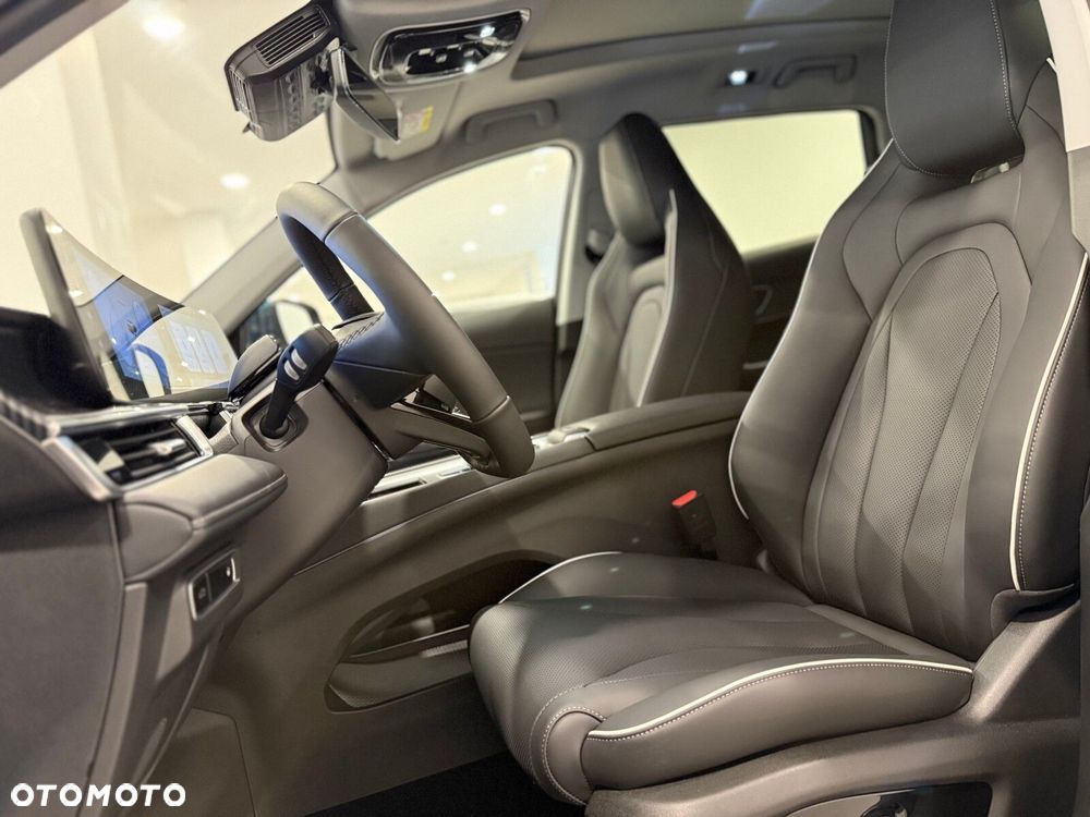 Chery Tiggo 7 1.5 HEV Premium DCT - 18