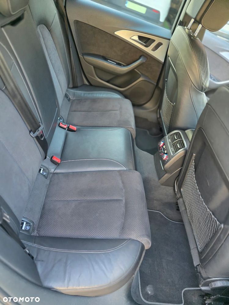 Audi A6 Avant 3.0 TDI quattro S tronic - 10