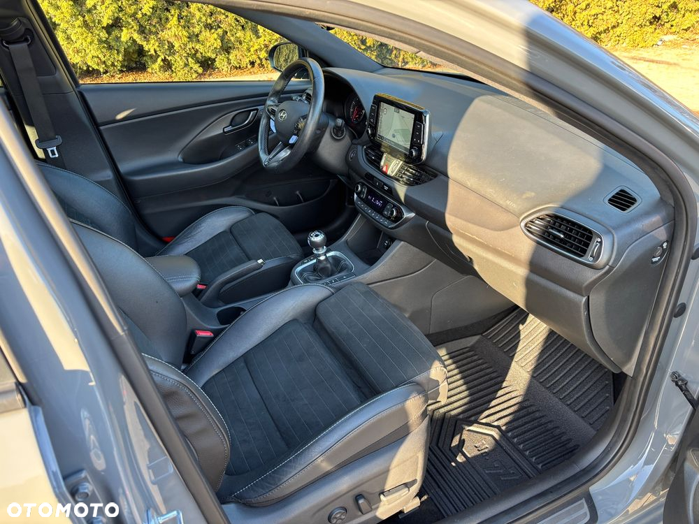Hyundai i30 N 2.0 T-GDI Performance - 25