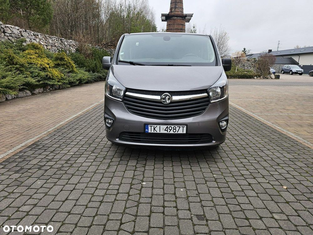 Opel Vivaro - 2