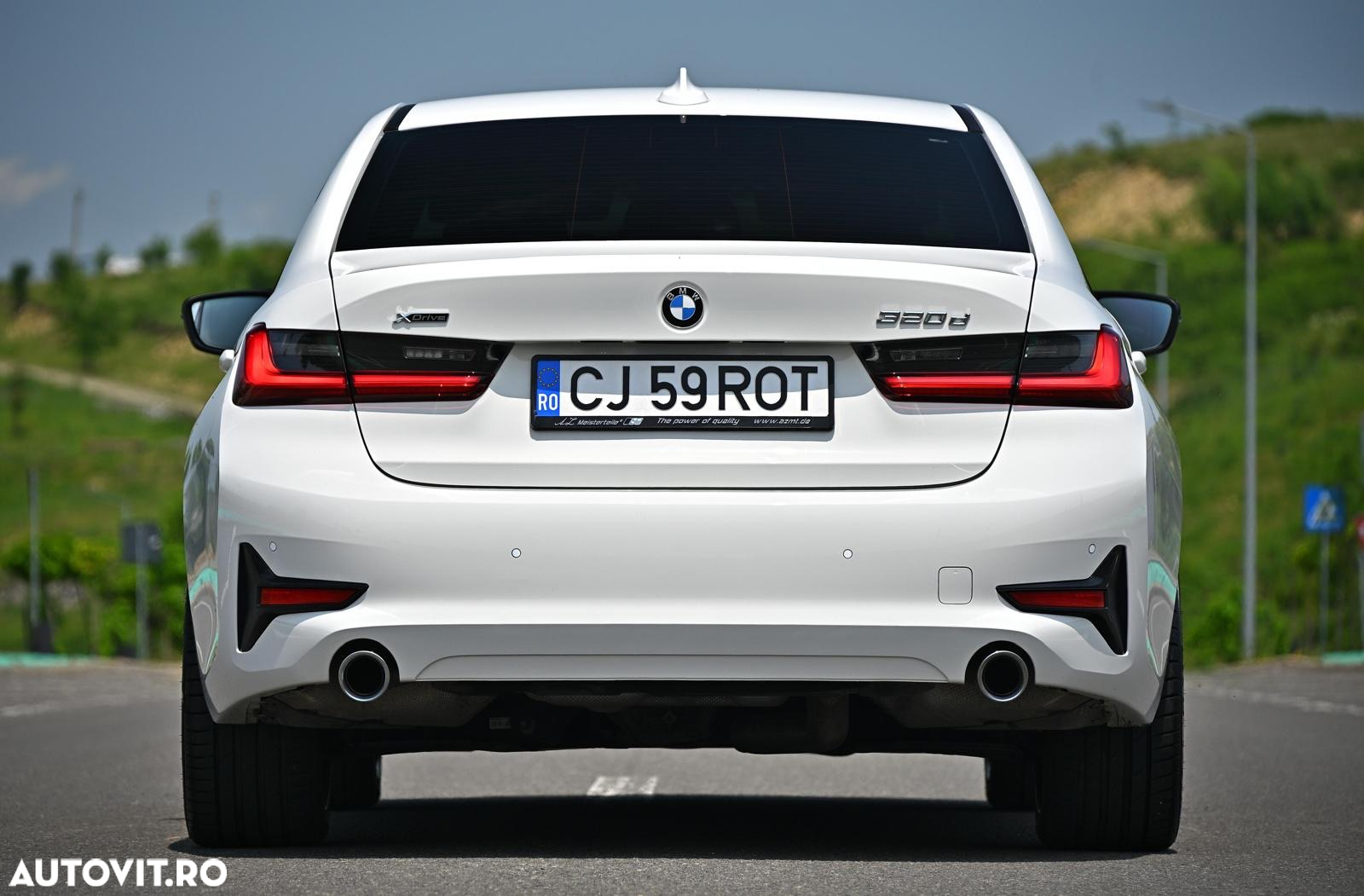 BMW Seria 3 320d xDrive AT - 2