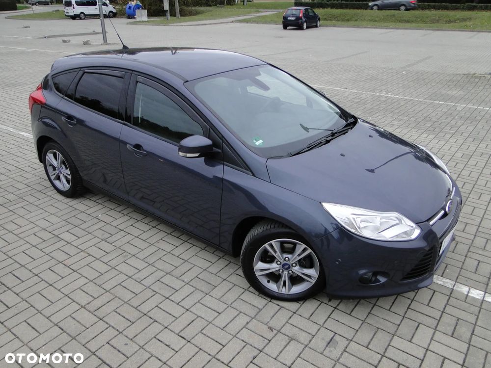 Ford Focus 1.6 TDCi DPF Titanium - 11