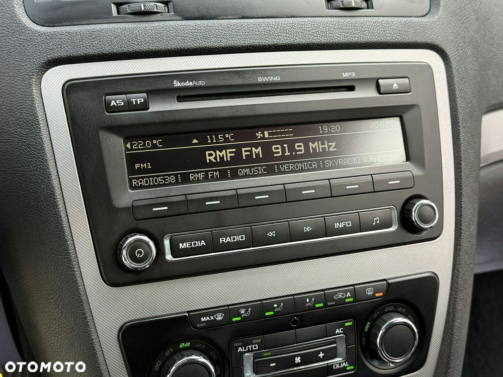 Skoda Octavia 1.4 TSI Elegance DSG - 6