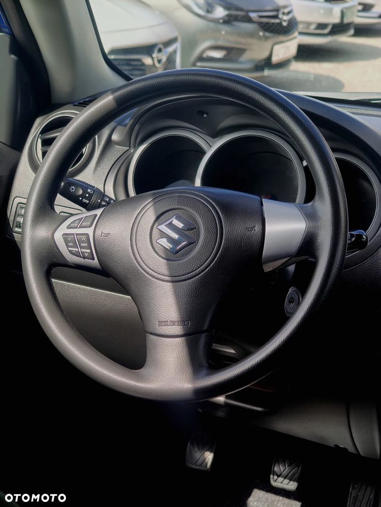 Suzuki Grand Vitara 1.9 DDiS Comfort - 10