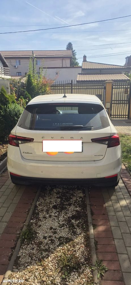 Skoda Fabia 2022 photo 2