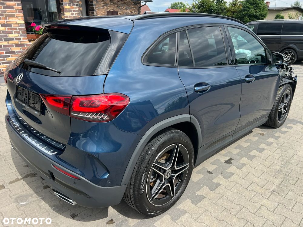 Mercedes-Benz GLA 180 d 8G-DCT Style - 4