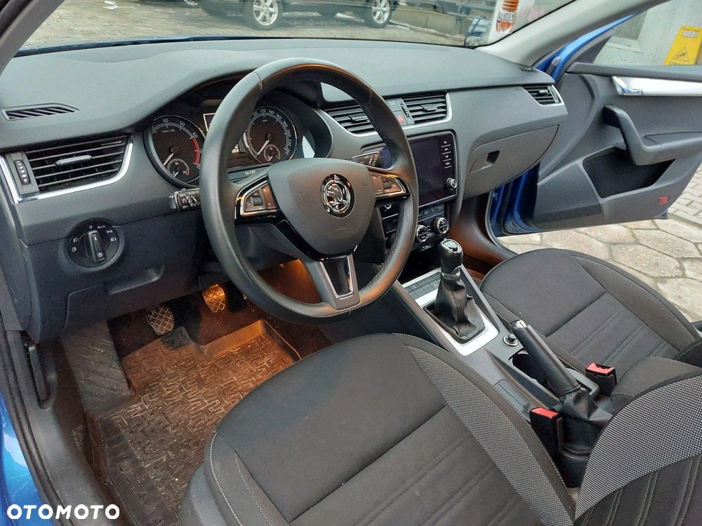 Skoda Octavia - 10