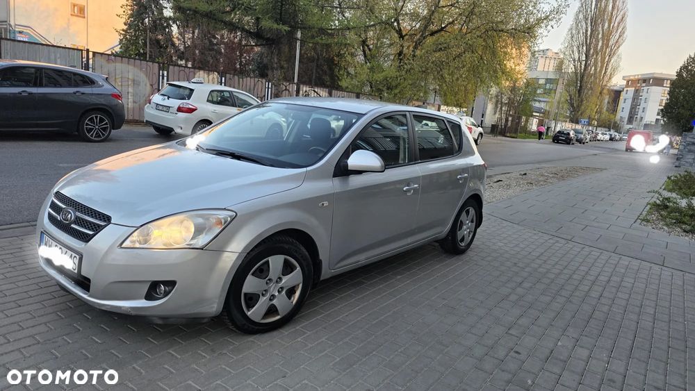 Kia Ceed 1.6 CRDi EX - 6
