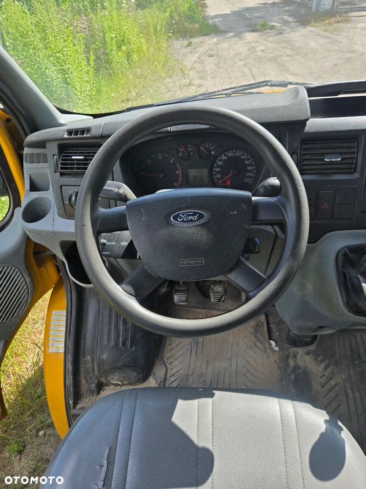 Ford Transit - 10