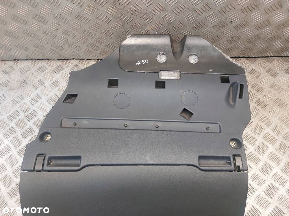 SCHOWEK PASAŻERA AUDI A6 C6 4F1857035 - 2