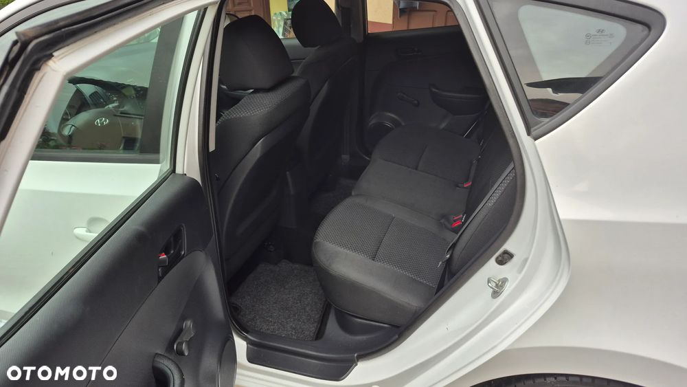 Hyundai i30 1.4 Base + EU5 - 21