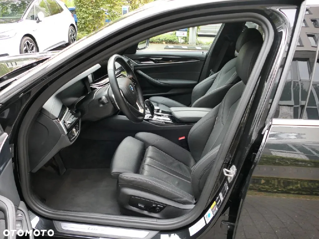 BMW Seria 5 520e Luxury Line - 5