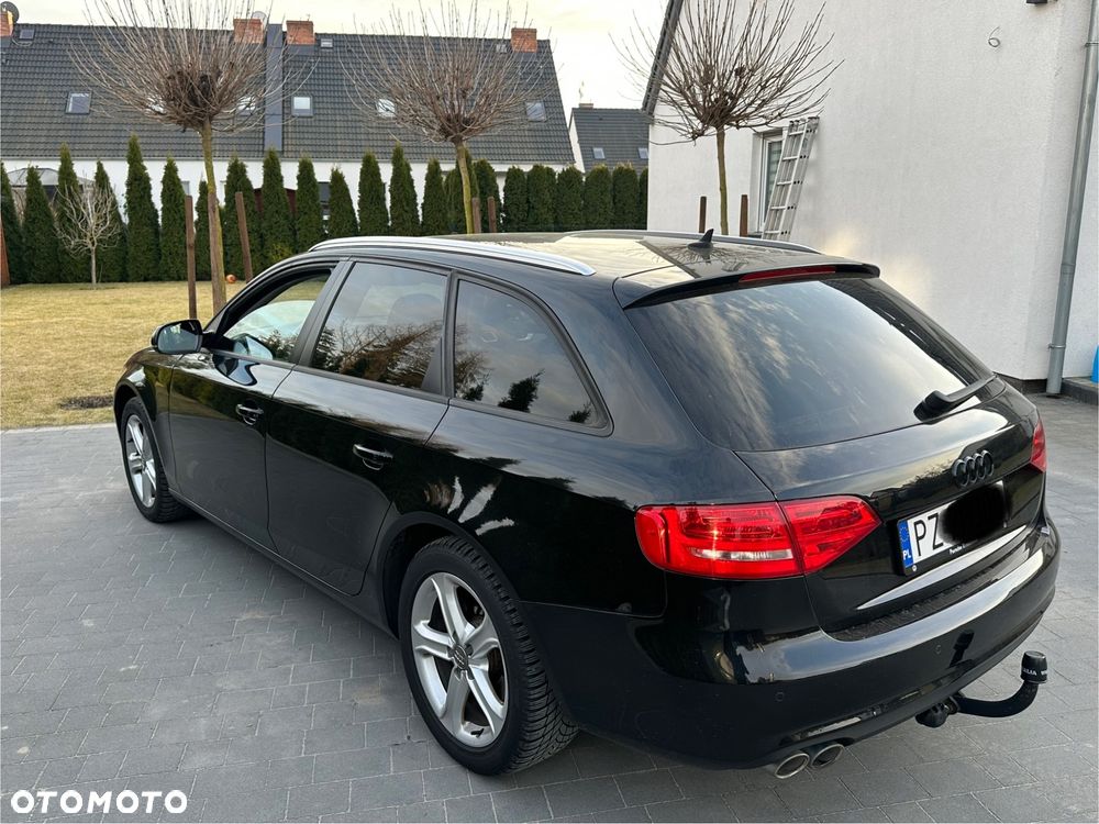 Audi A4 Avant - 10