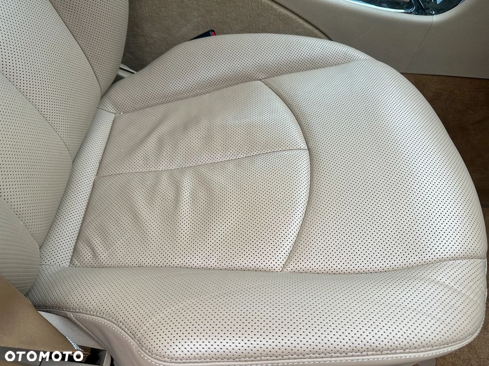 Mercedes-Benz Klasa E 500 4Matic Automatik Avantgarde - 35