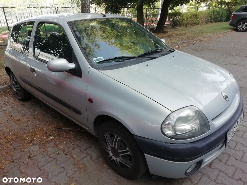 Renault Clio 1.4i RT 16V - 1