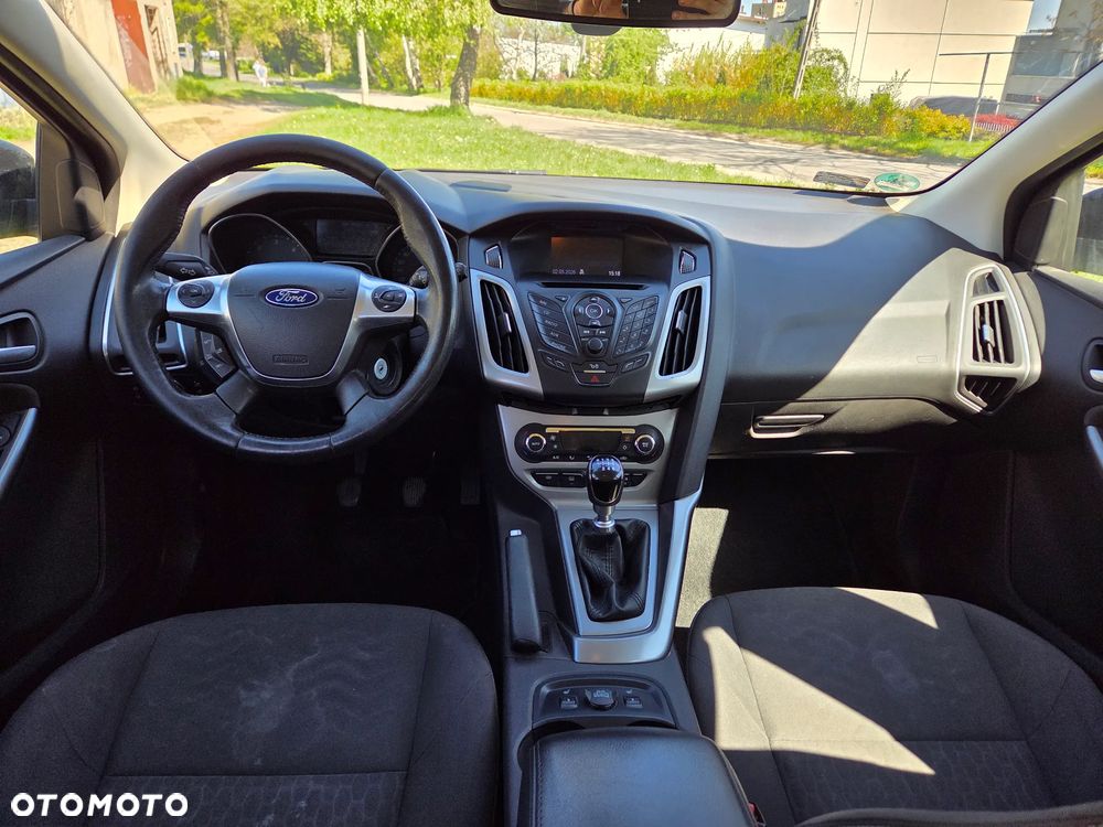 Ford Focus 1.6 TDCi DPF Start-Stopp-System Titanium - 9