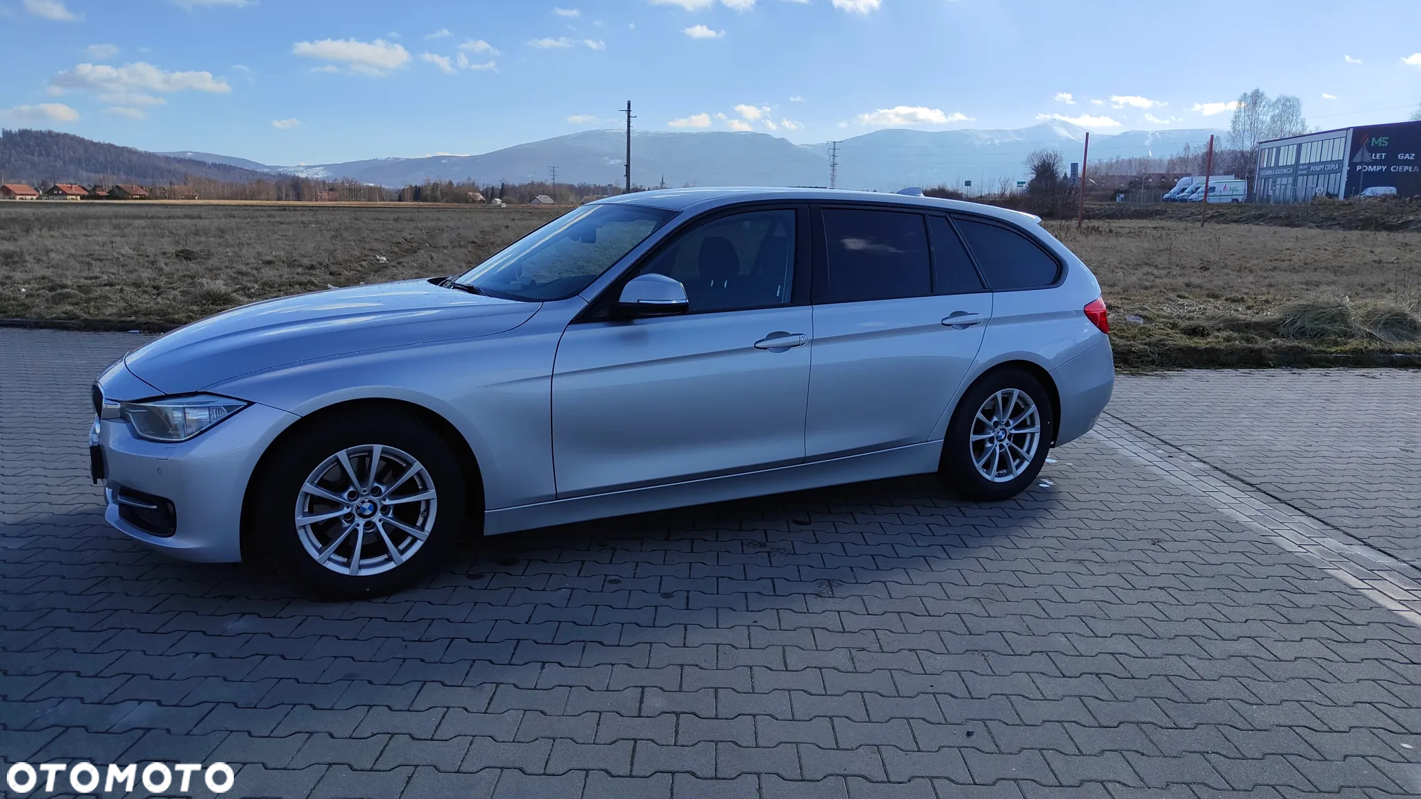 BMW Seria 3 320d Touring Sport Line - 36